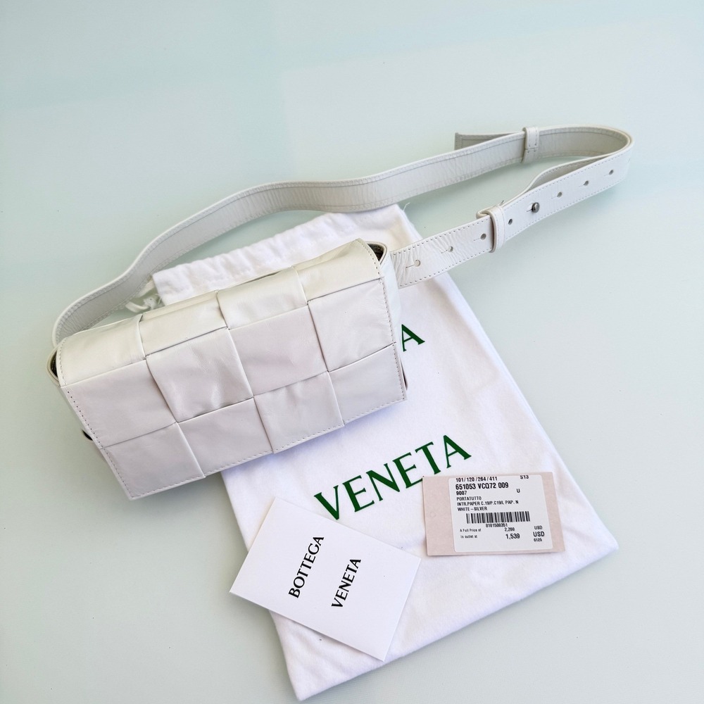 Bottega Veneta Cassette Belt Bag White Maxi Intrecciato Leather 651053 - Picture 14 of 15
